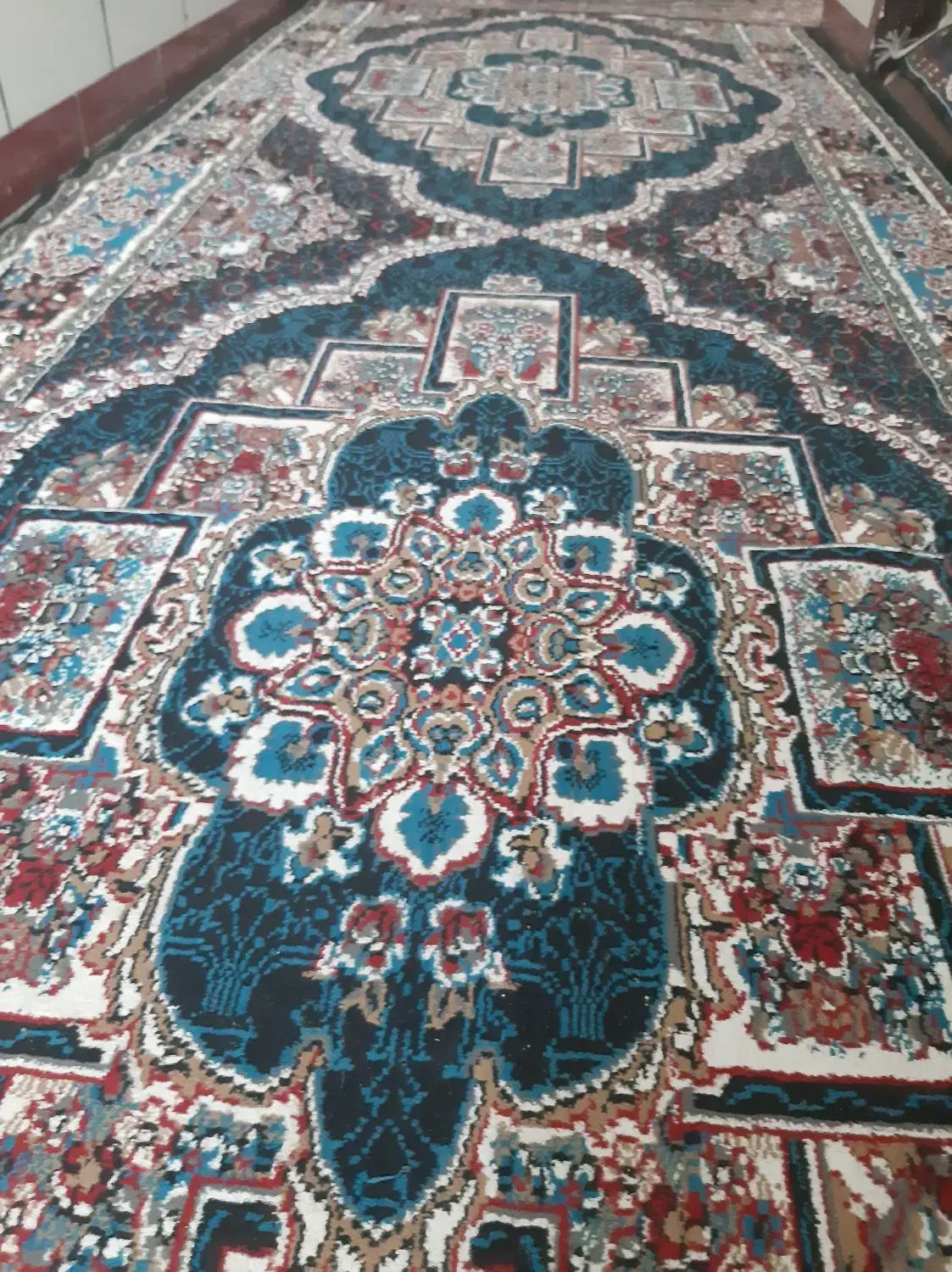 قالی راهرویی|فرش|اهواز, کوی علوی|دیوار