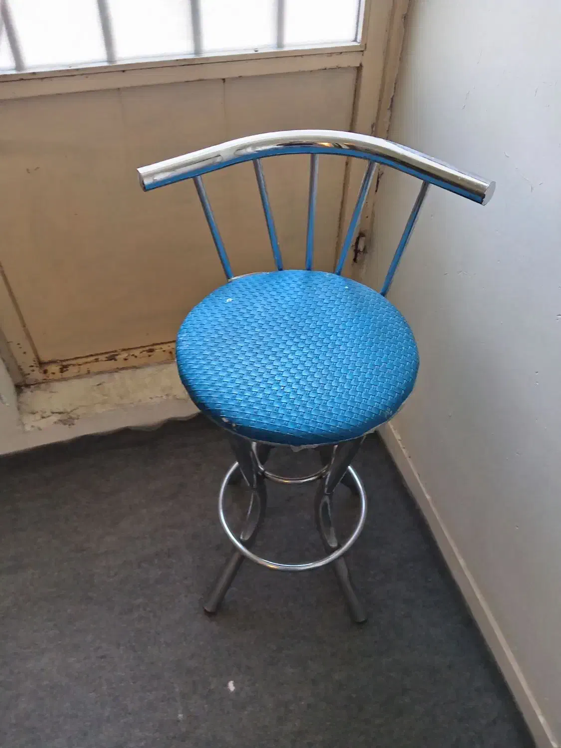 صندلی استیل3عدد|صندلی و نیمکت|میانه, |دیوار