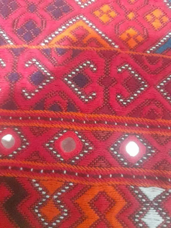 آینه دوزم|لباس|جزنیک, |دیوار