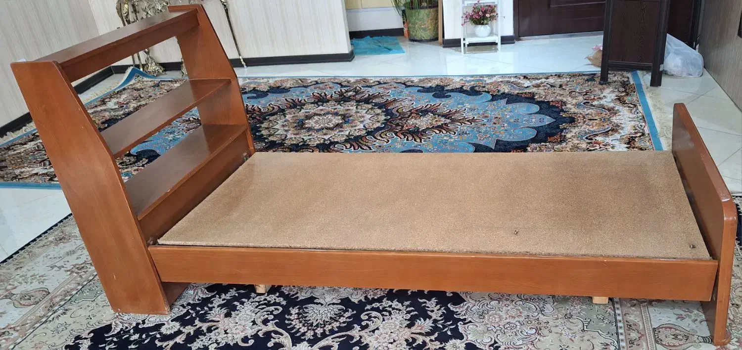 تخت خواب یک نفره|تخت و سرویس خواب|نیشابور, شهرک فرهنگیان|دیوار