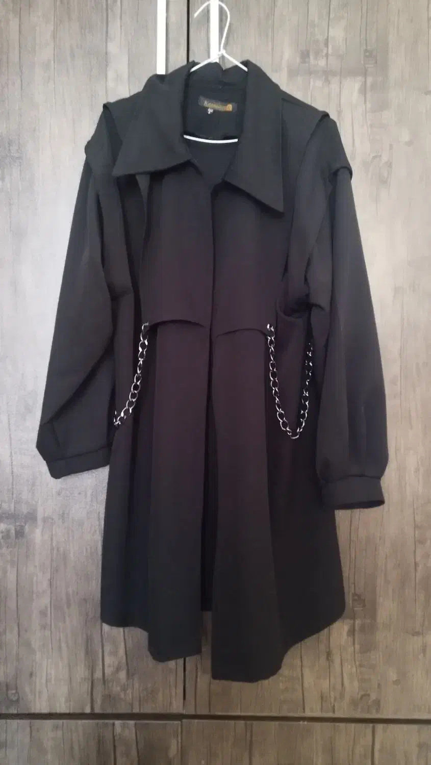 تعدادی مانتو درحد|لباس|رودسر, |دیوار