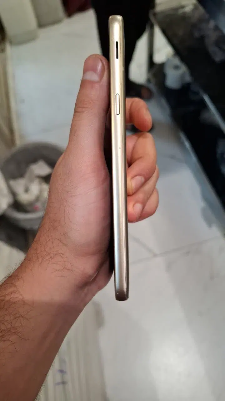Galaxy j6|موبایل|قم, زنبیل آباد|دیوار