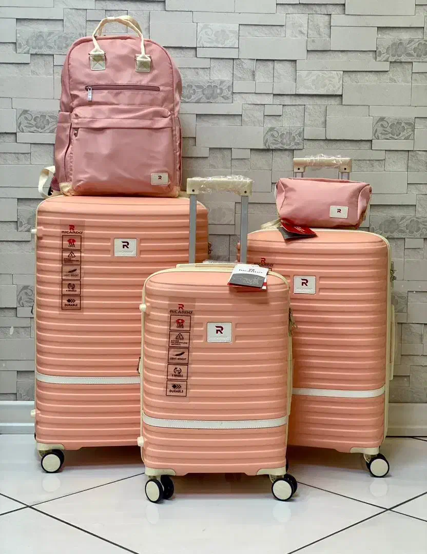 چمدان ۵تکه وارداتیRICARDO پلاس|کیف، کفش، کمربند|یزد, |دیوار
