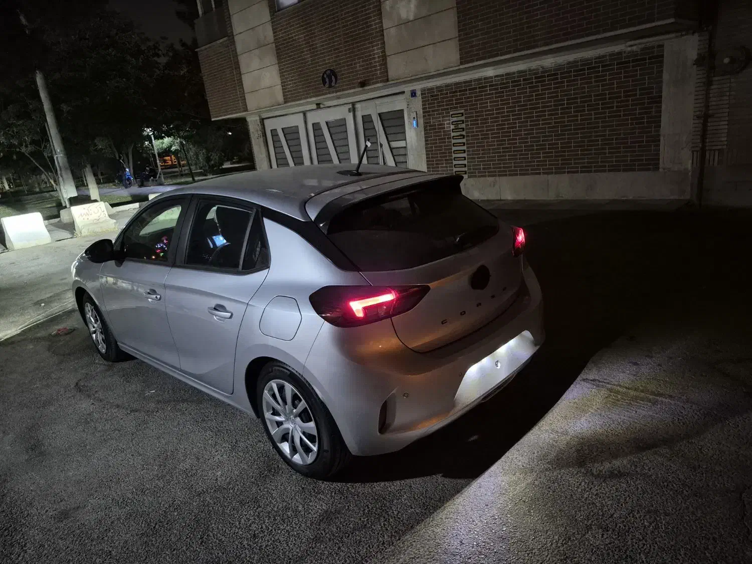 اپل کورسا اماده و پلاک شده ساخت اسپانیا|خودرو سواری و وانت|اصفهان, بهارستان (مخابرات)|دیوار