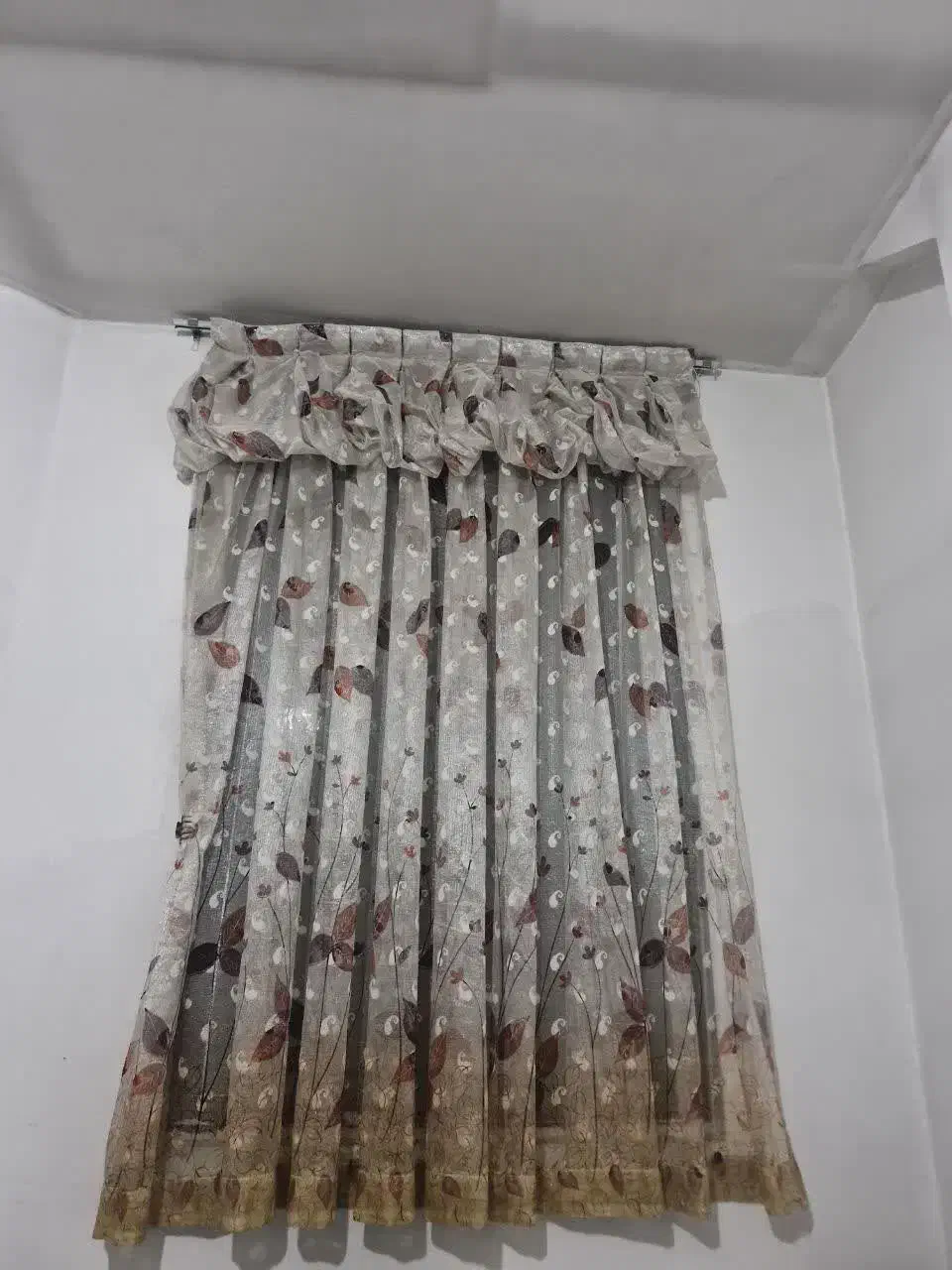 تعدادی پرده با قیمت خیلی پایین|پرده، رانر، رومیزی|ری, دیلمان|دیوار