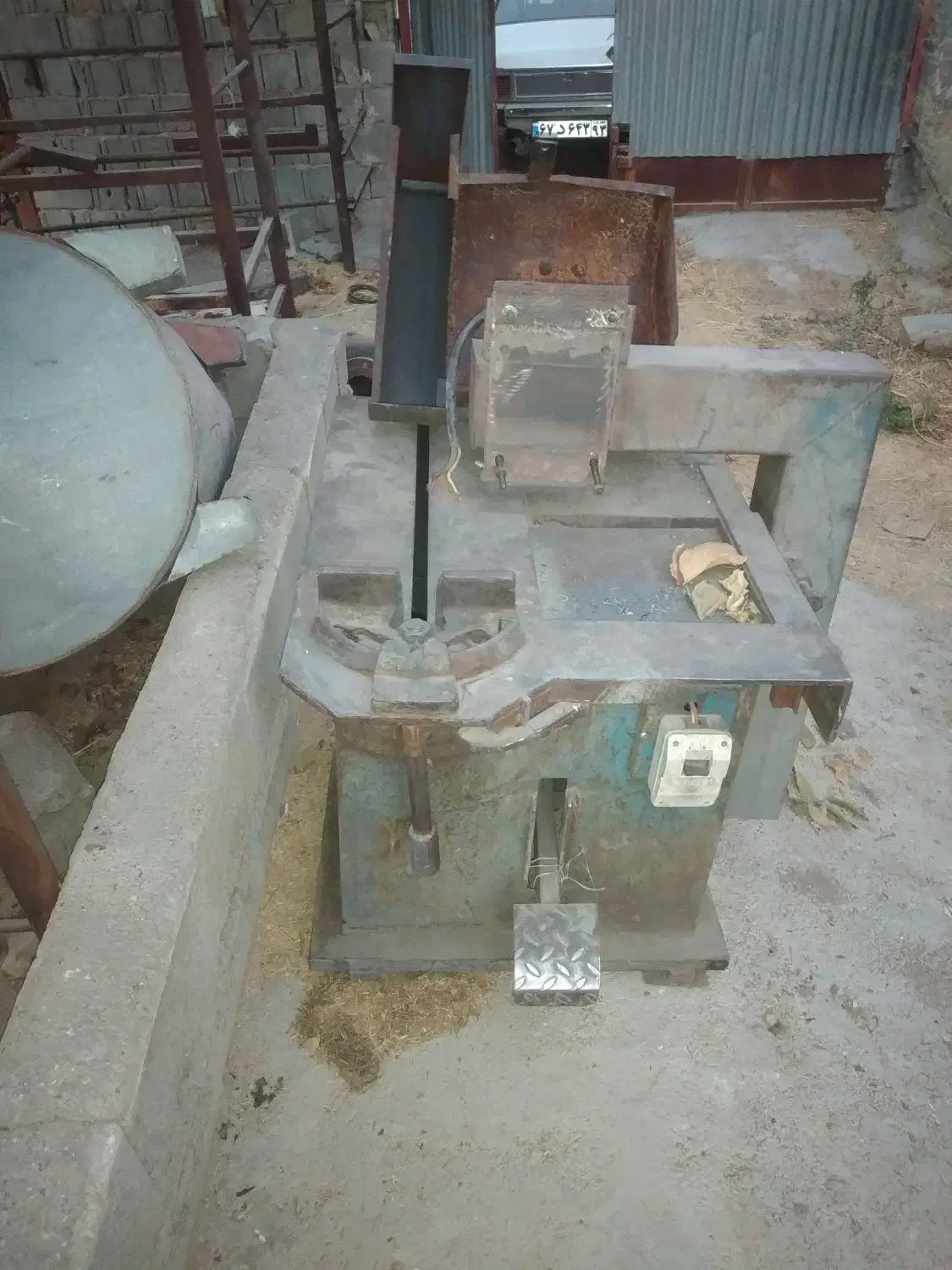 اره آتیشی ۳ فاز حرفه ای|ماشین‌آلات صنعتی|شیراز, بید زرد|دیوار