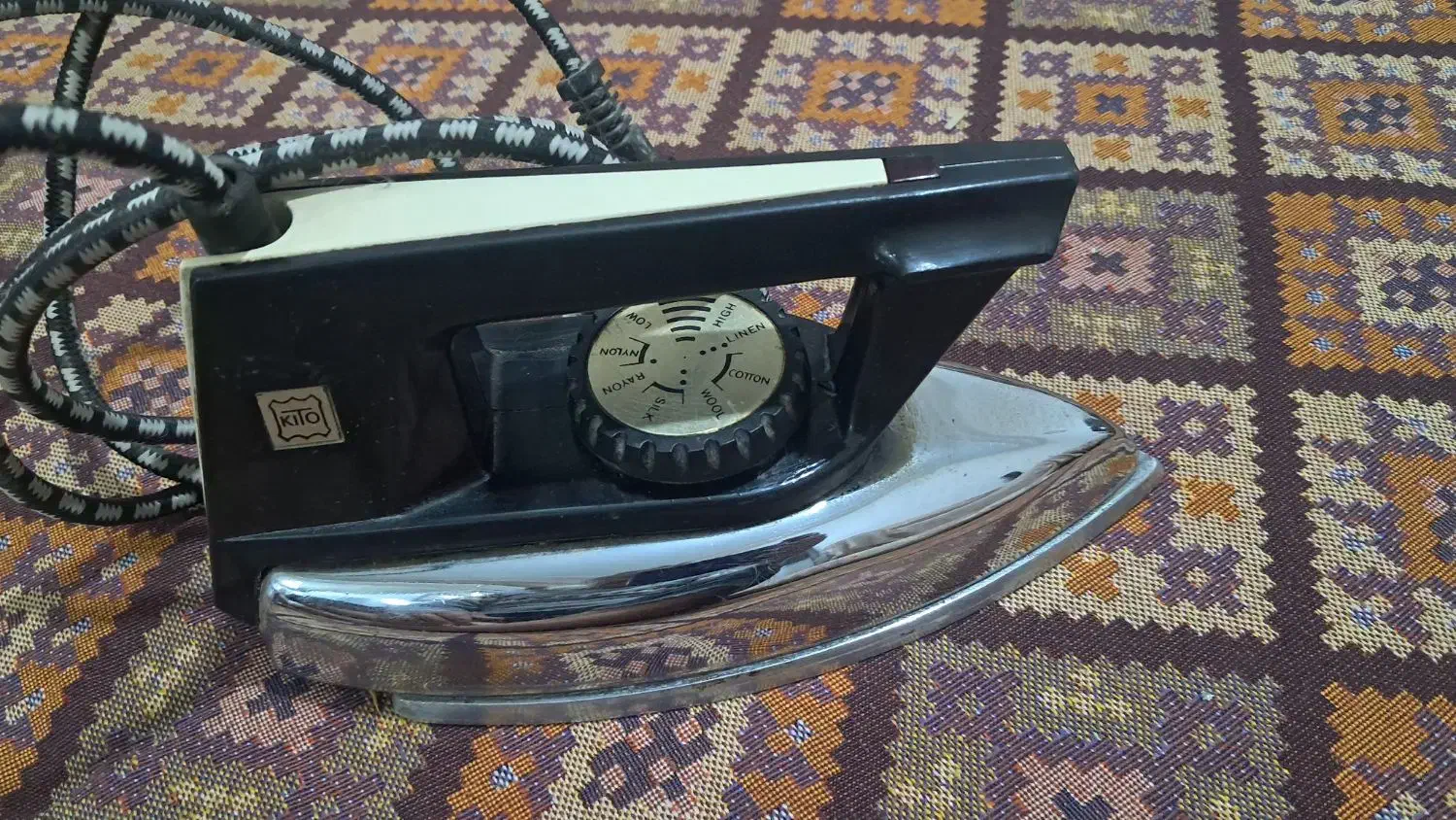 اتو خیاطی قدیمی اصل|اتو و لوازم اتو|شیراز, شریفآباد|دیوار