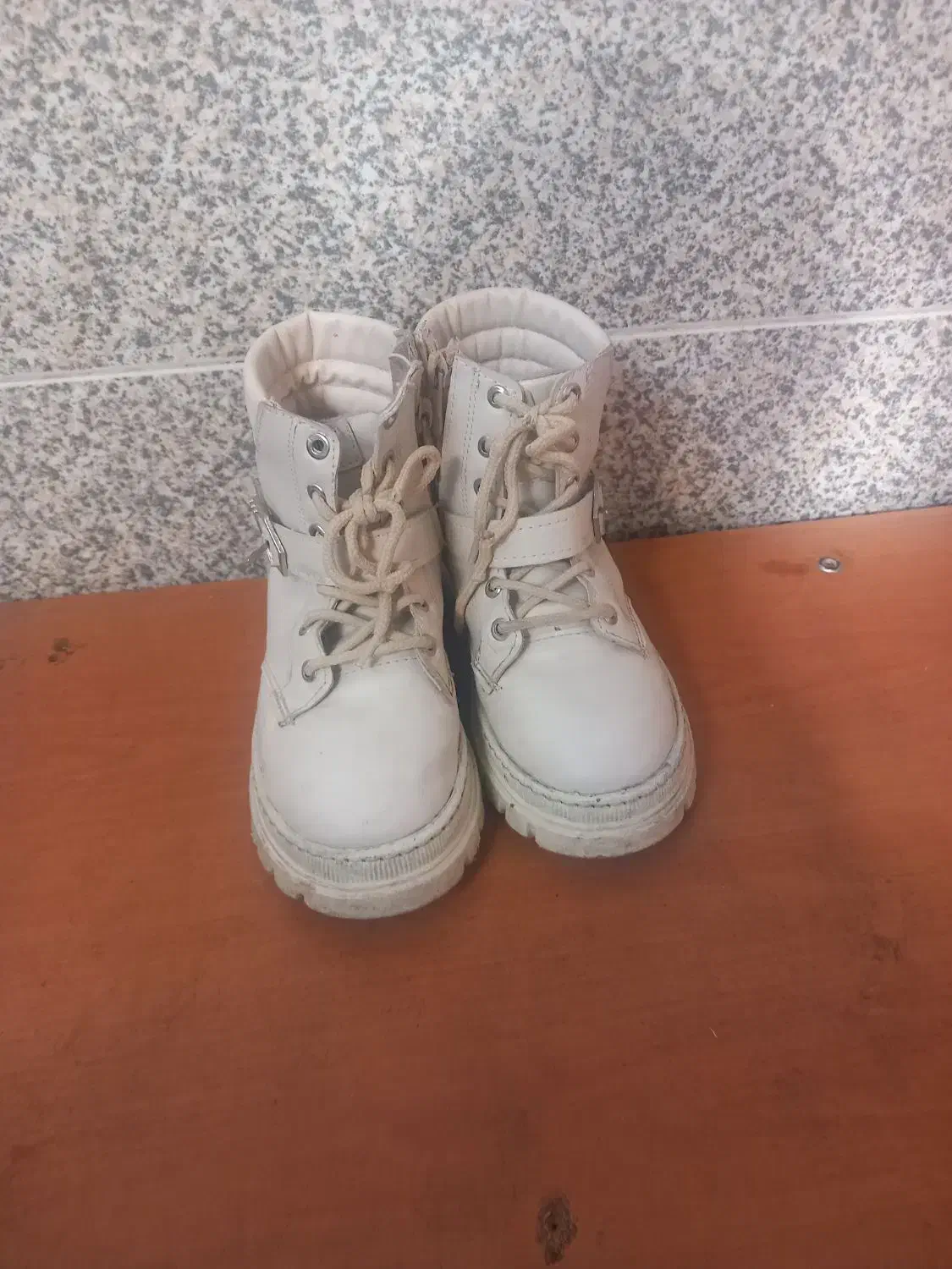 پوتین سایز۳۰|کفش و لباس بچه|سنندج, |دیوار