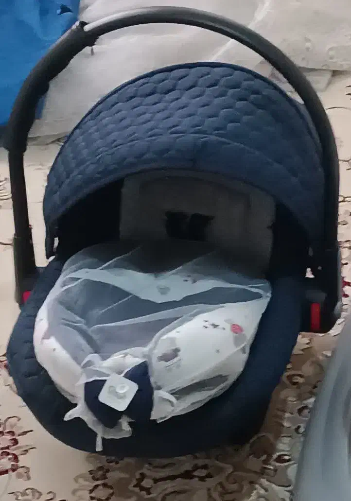 کریر و روروئک|اسباب و اثاث بچه|قم, شهرک امام حسن|دیوار