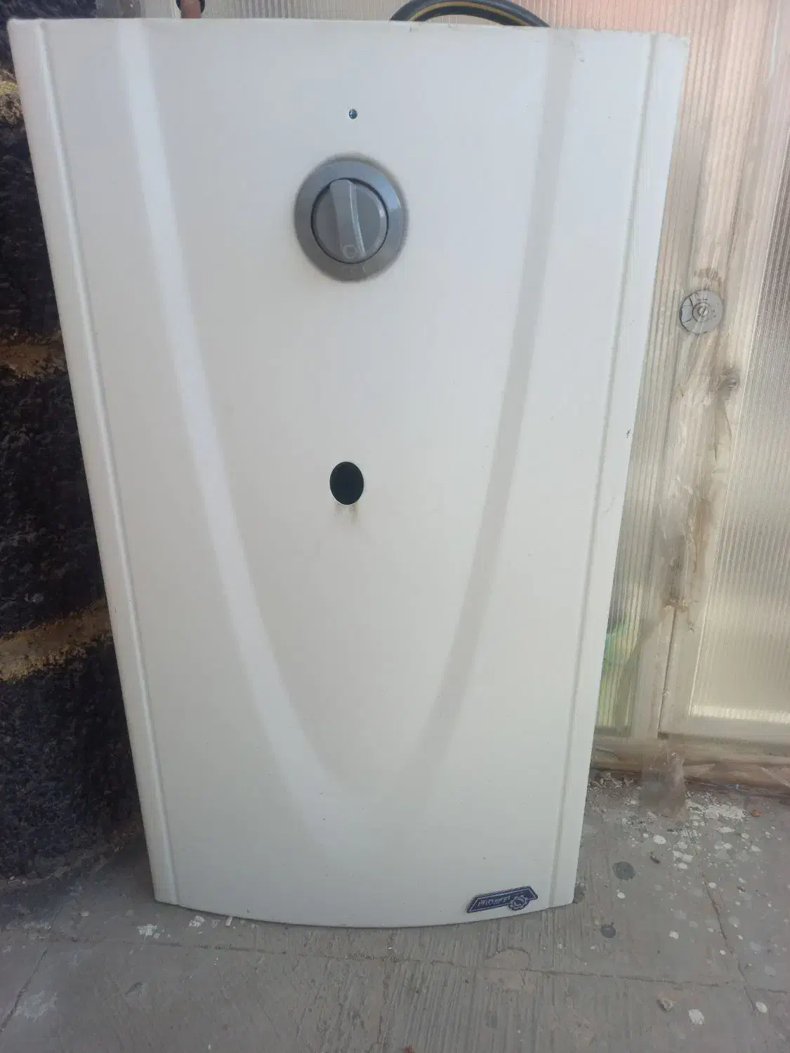 ابگرمکن|آبگرمکن، پکیج، شوفاژ|خمینی‌شهر, |دیوار