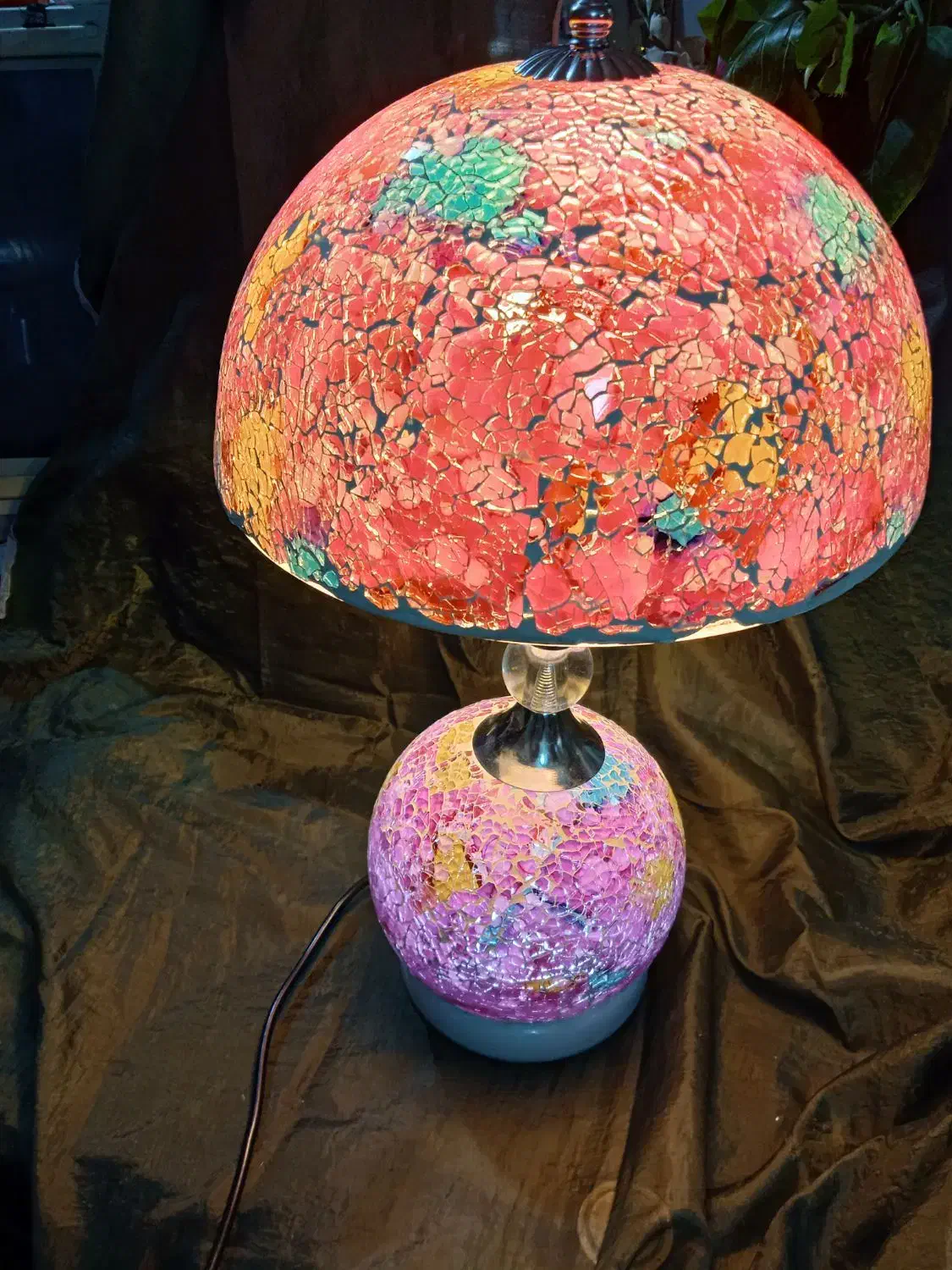 چراغ خواب سالم وخوشرنگ 500هزارتومان|چراغ خواب و آباژور|مراغه, |دیوار