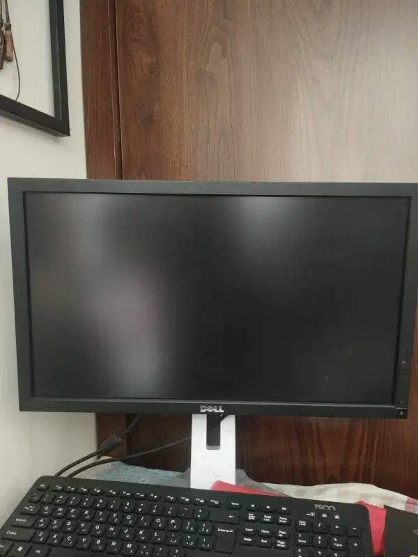 مانیتور دل ۲۲ اینچ|قطعات و لوازم جانبی رایانه|اصفهان, باغ گلها|دیوار