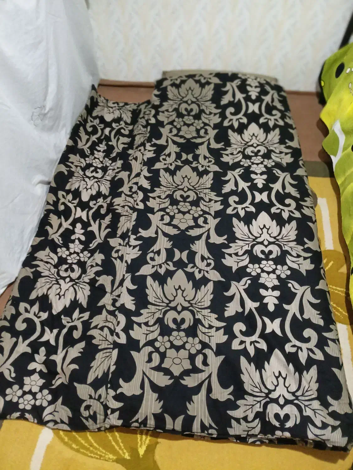 لحاف تشک|رختخواب، بالش، پتو|اردبیل, |دیوار