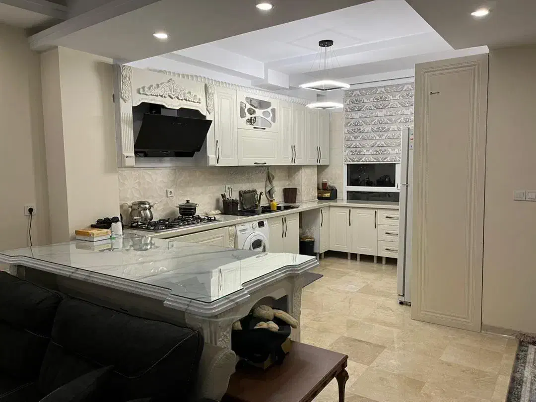 آپارتمان ۱۳۵ متر نارمک فول امکانات دو پارکینگ|اجارهٔ آپارتمان|تهران, نارمک|دیوار