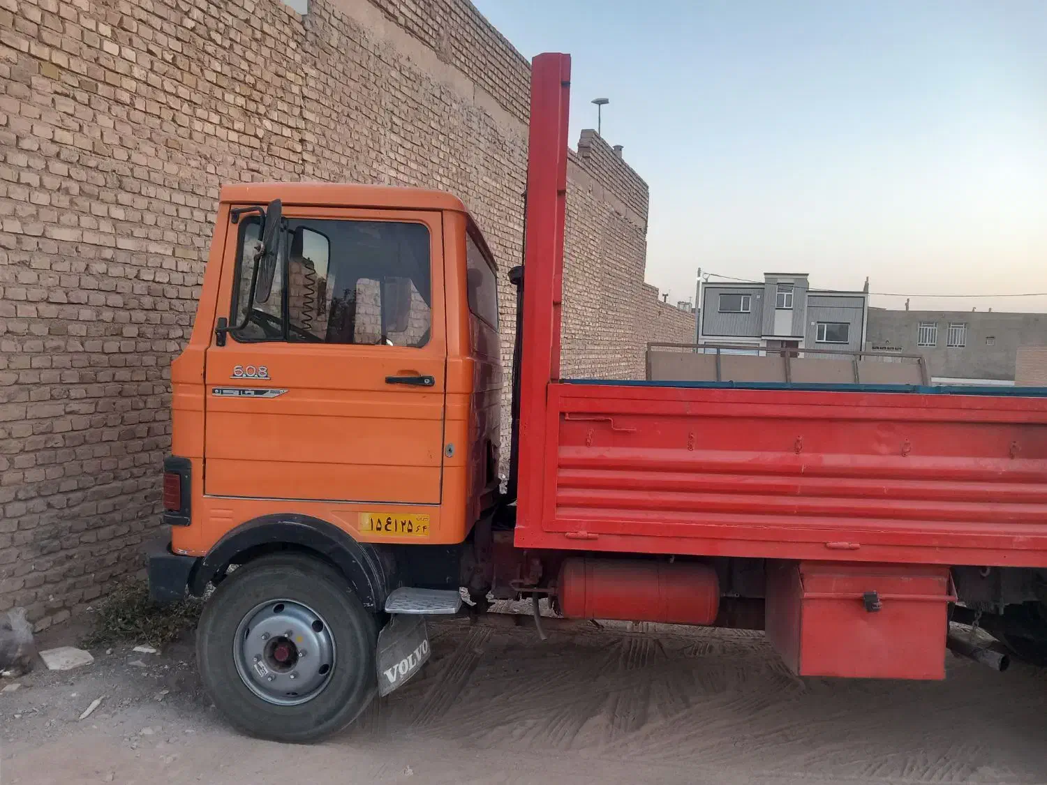 خاور۶۰۸|خودرو سنگین|میبد, |دیوار