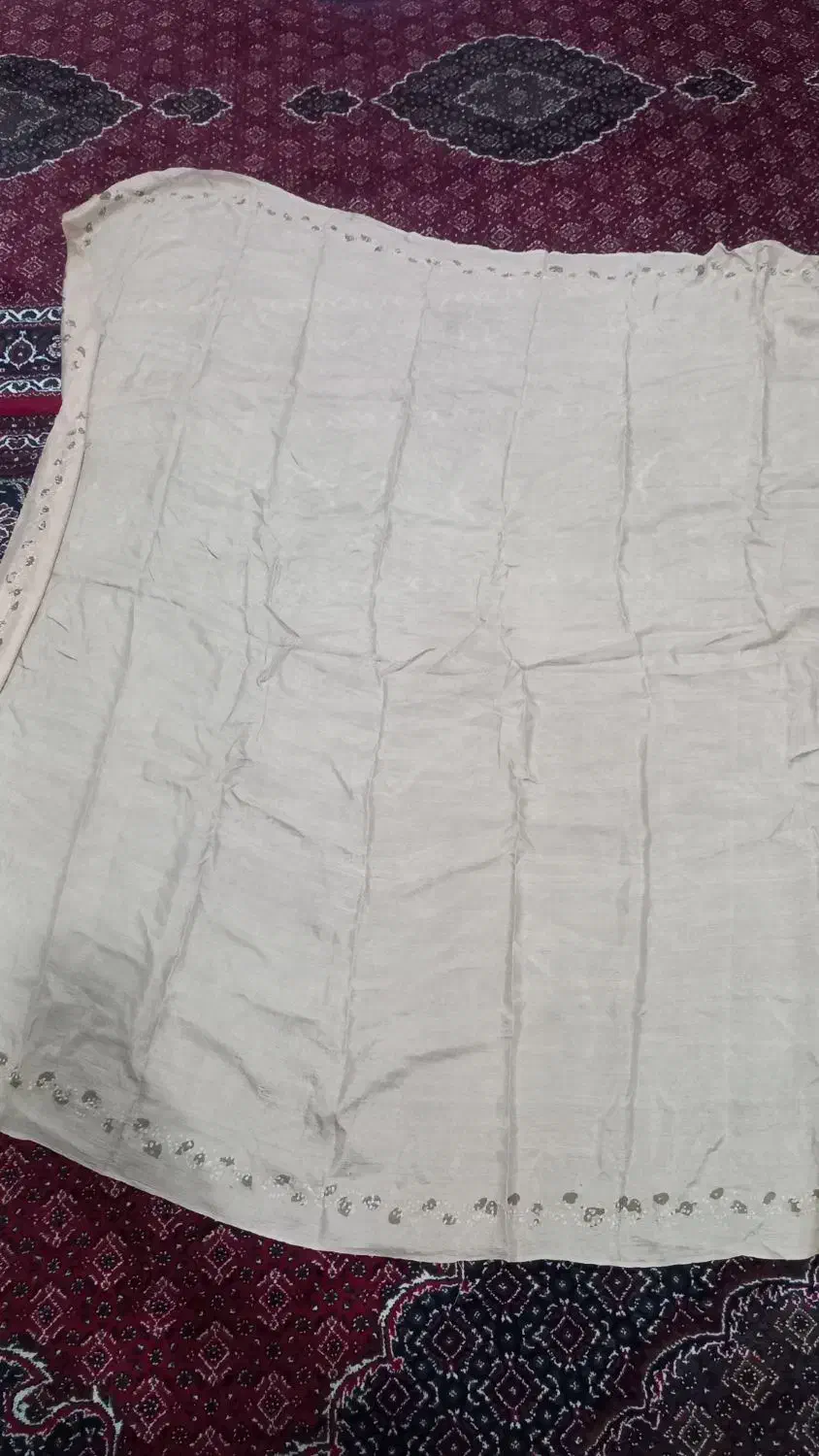 روسری قدیمی(کل ایاغی)|کلکسیون اشیاء عتیقه|اردبیل, |دیوار