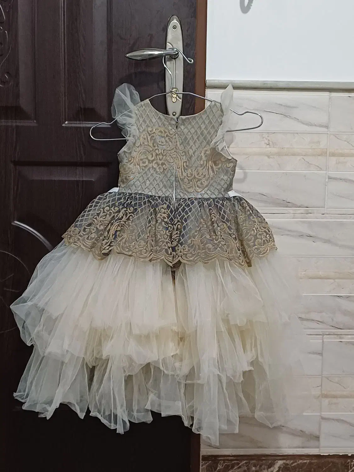 لباس مجلسی|لباس|ساوه, |دیوار