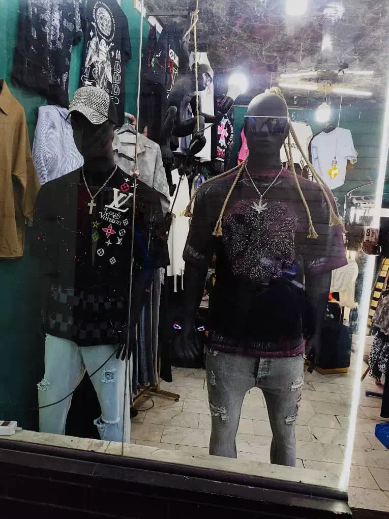 مانکن لباس مردونه|فروشگاه و مغازه|تهران, امام زاده حسن|دیوار