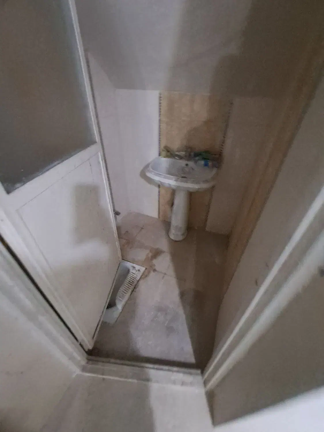 زیرزمین اجاره /جهت باشگاه|اجارهٔ مغازه و غرفه|کرمان, |دیوار