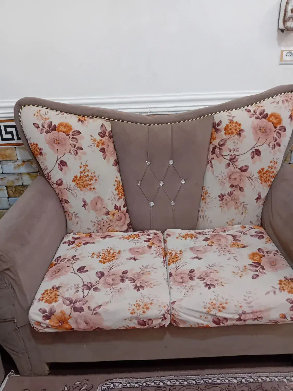 مبل|مبلمان خانگی و میز عسلی|مزرعه کتول, |دیوار