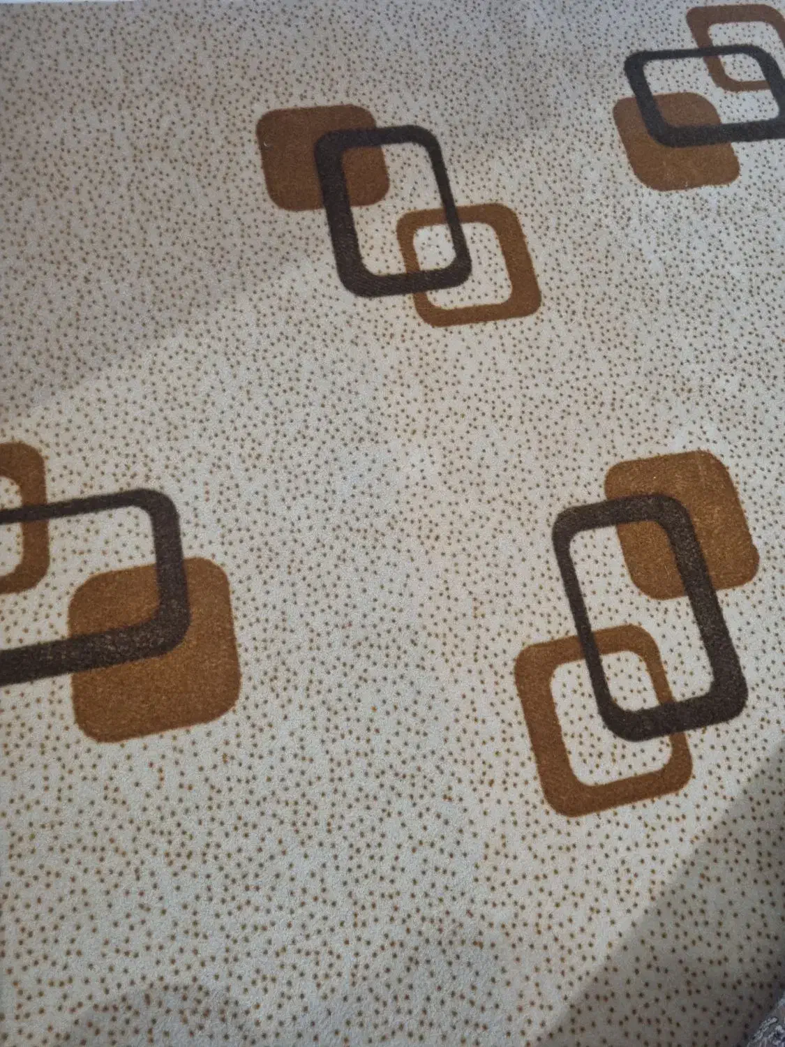 موکت تمیز|موکت|قم, قلعه کامکار|دیوار