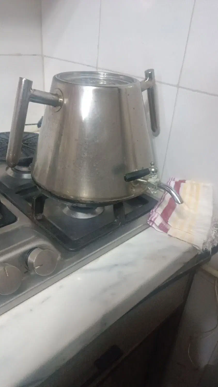 کتری شیر دار یونیک زخیم|قوری، کتری، قهوه‌ساز دستی|اسلام‌شهر, چیچکلو|دیوار
