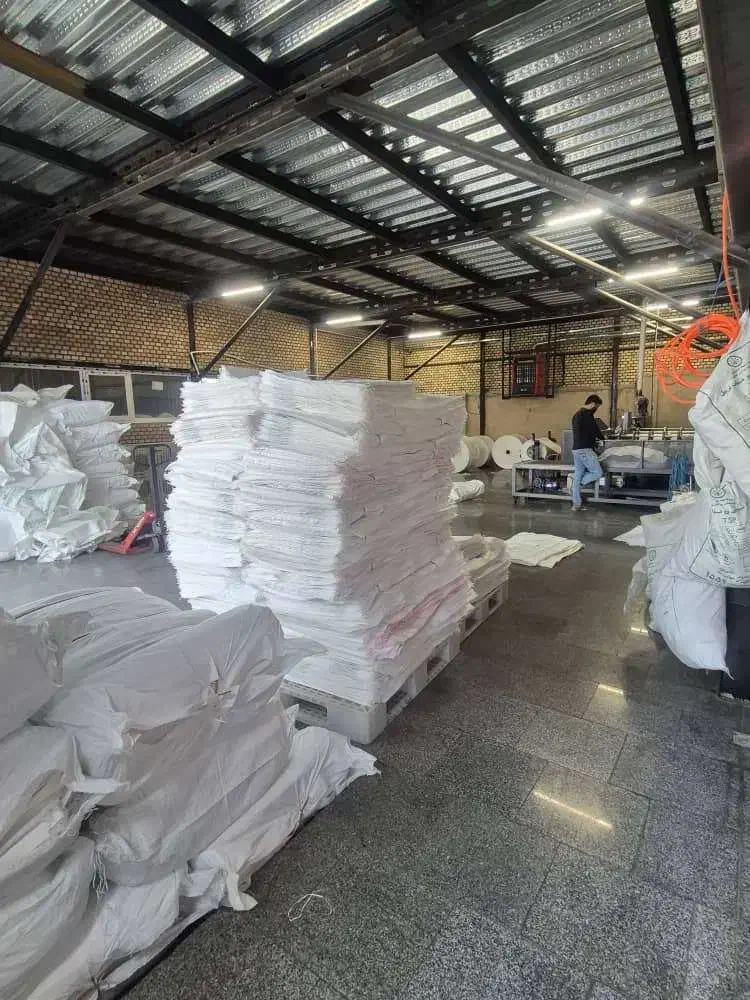 استخدام کارگر تولید در کارخانه ی کیسه پلیمری|استخدام صنعتی، فنی، مهندسی|صوفیان, |دیوار