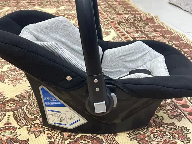 کریر بچه|کالسکه و لوازم جانبی|میبد, |دیوار