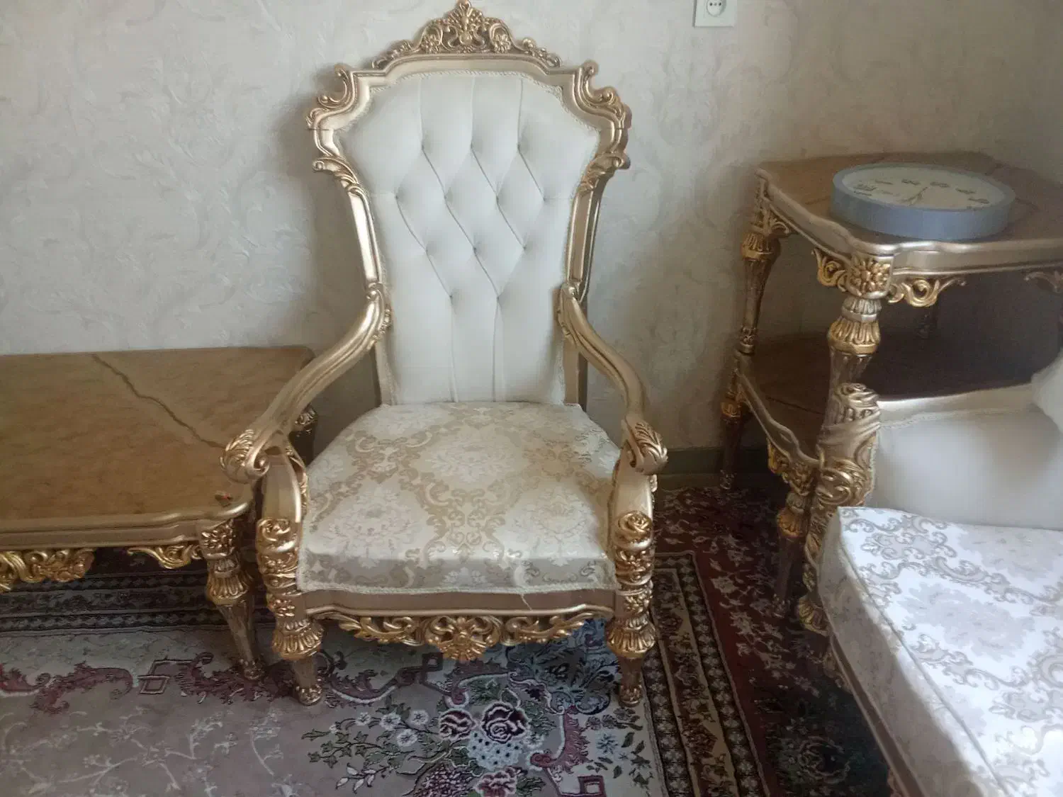 مبل سلطنتی|مبلمان خانگی و میز عسلی|ساوه, |دیوار