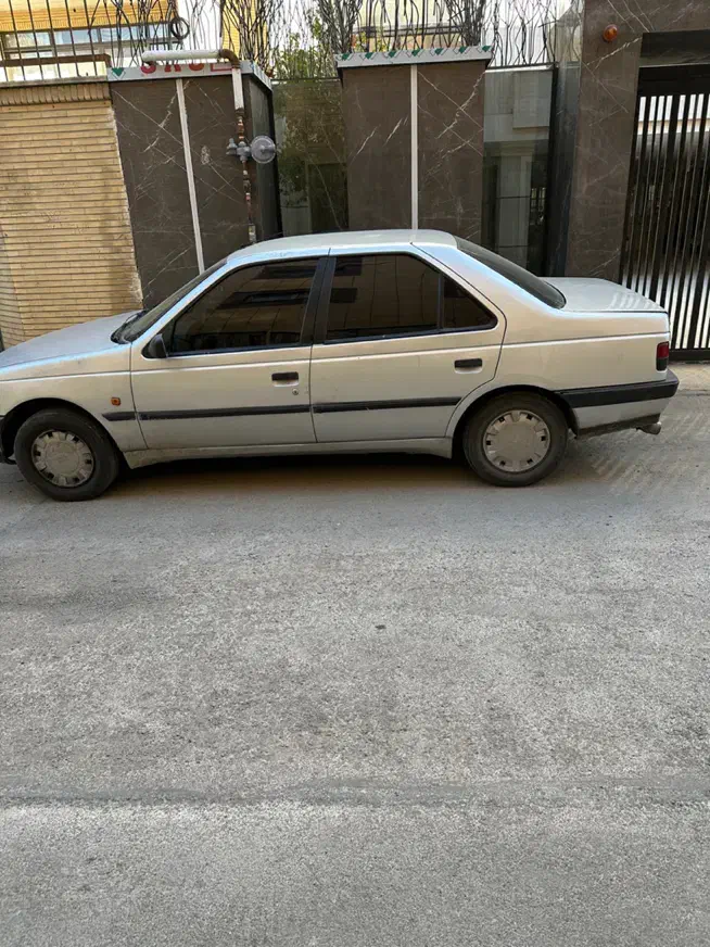 پژو 405 GLi - دوگانه سوز CNG، مدل ۱۳۸۹|خودرو سواری و وانت|اصفهان, احمدآباد|دیوار