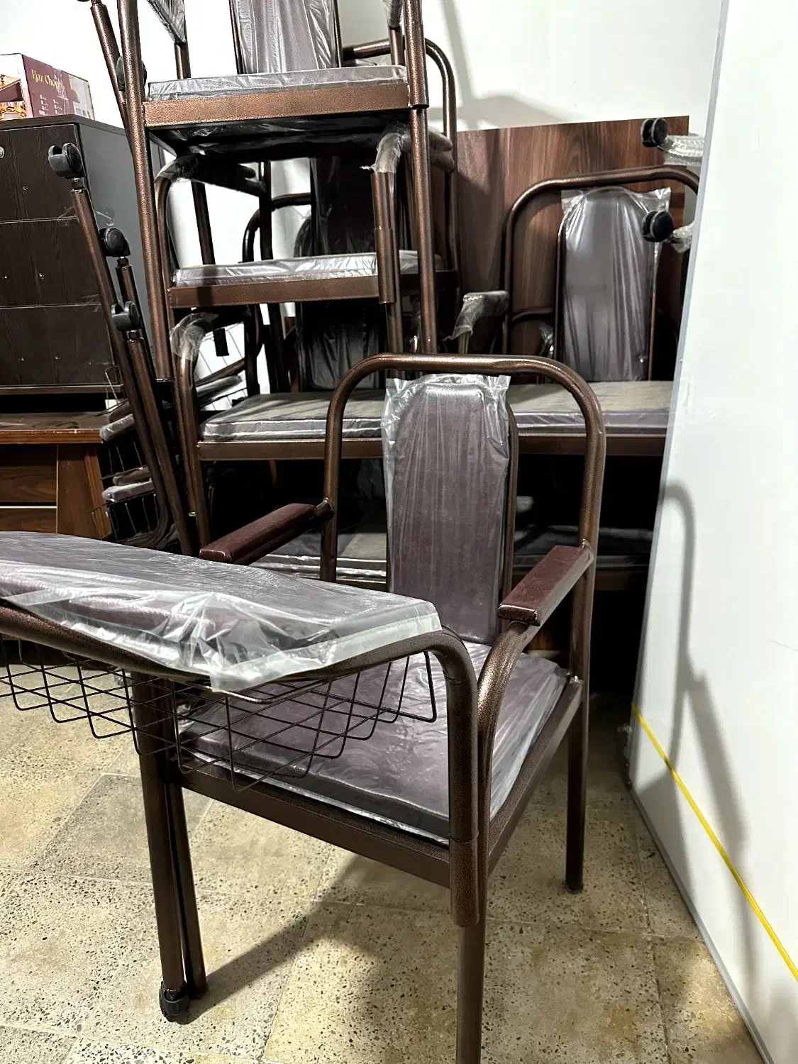 صندلی نماز تاشو سبد دارمدل بادوام ویژه مساجدومنازل|صندلی و نیمکت|چهاردانگه (تهران), |دیوار