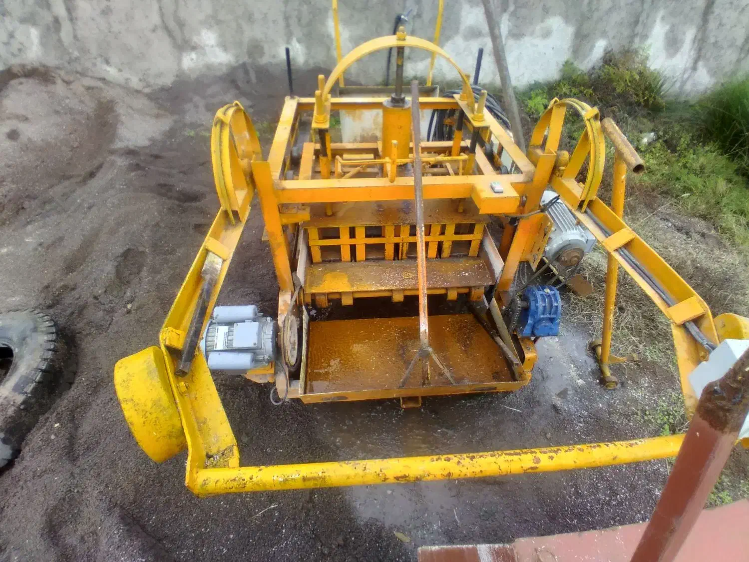 دستگاه بلوک زنی صفر|مصالح و تجهیزات ساختمان|احمدسرگوراب, |دیوار