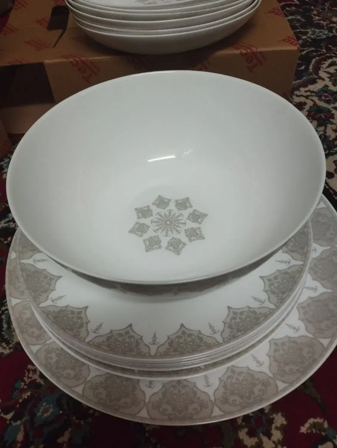 ظروف چینی|ظروف سرو و پذیرایی|مشهد, کارمندان دوم|دیوار