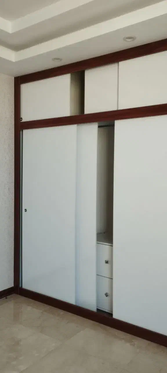 اجاره واحد ۱۱۳ متری در علامه امینی جتوبی