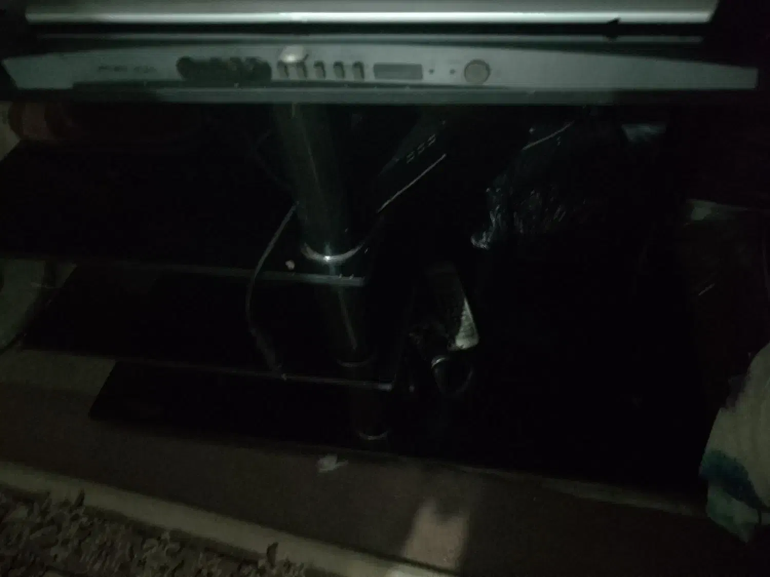 تلویزیون  سالم|تلویزیون و پروژکتور|رشت, ولکس|دیوار