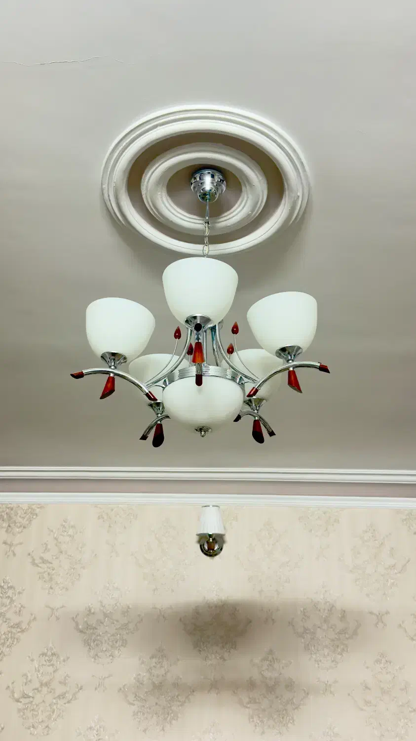 لوستر درحد نوو|لوستر و چراغ آویز|کرج, کوی مدرس|دیوار