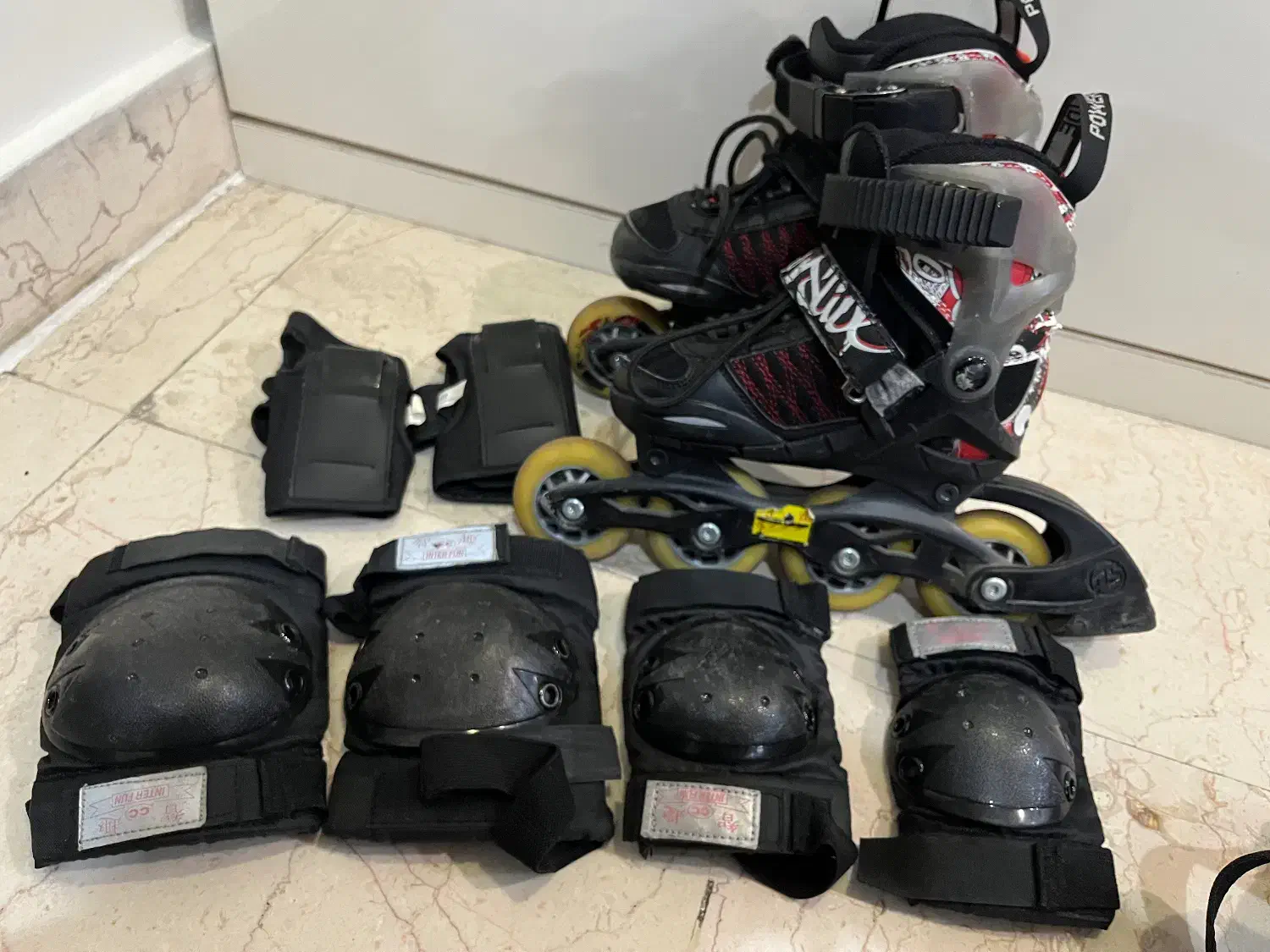 اسکیت کاملا سالم و تمیز|دوچرخه، اسکیت، اسکوتر|تهران, اباذر|دیوار