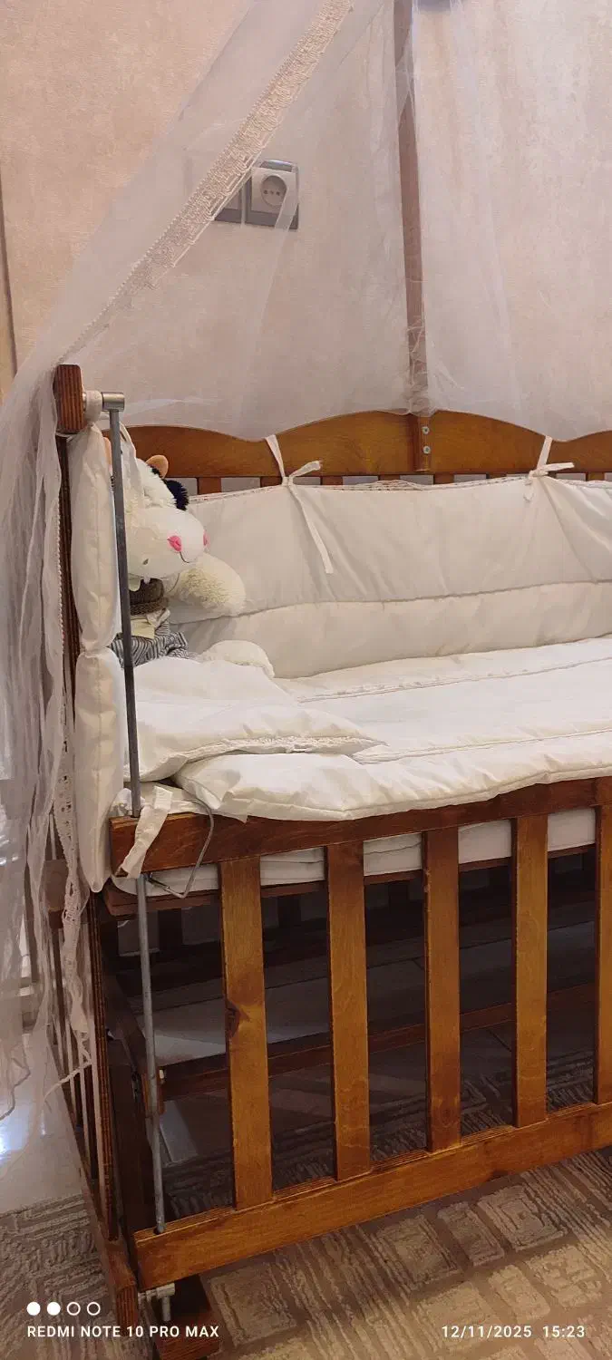 تخت نوزاد و کودک تا ۳سال|تخت و صندلی بچه|ری, فیروزآبادی|دیوار