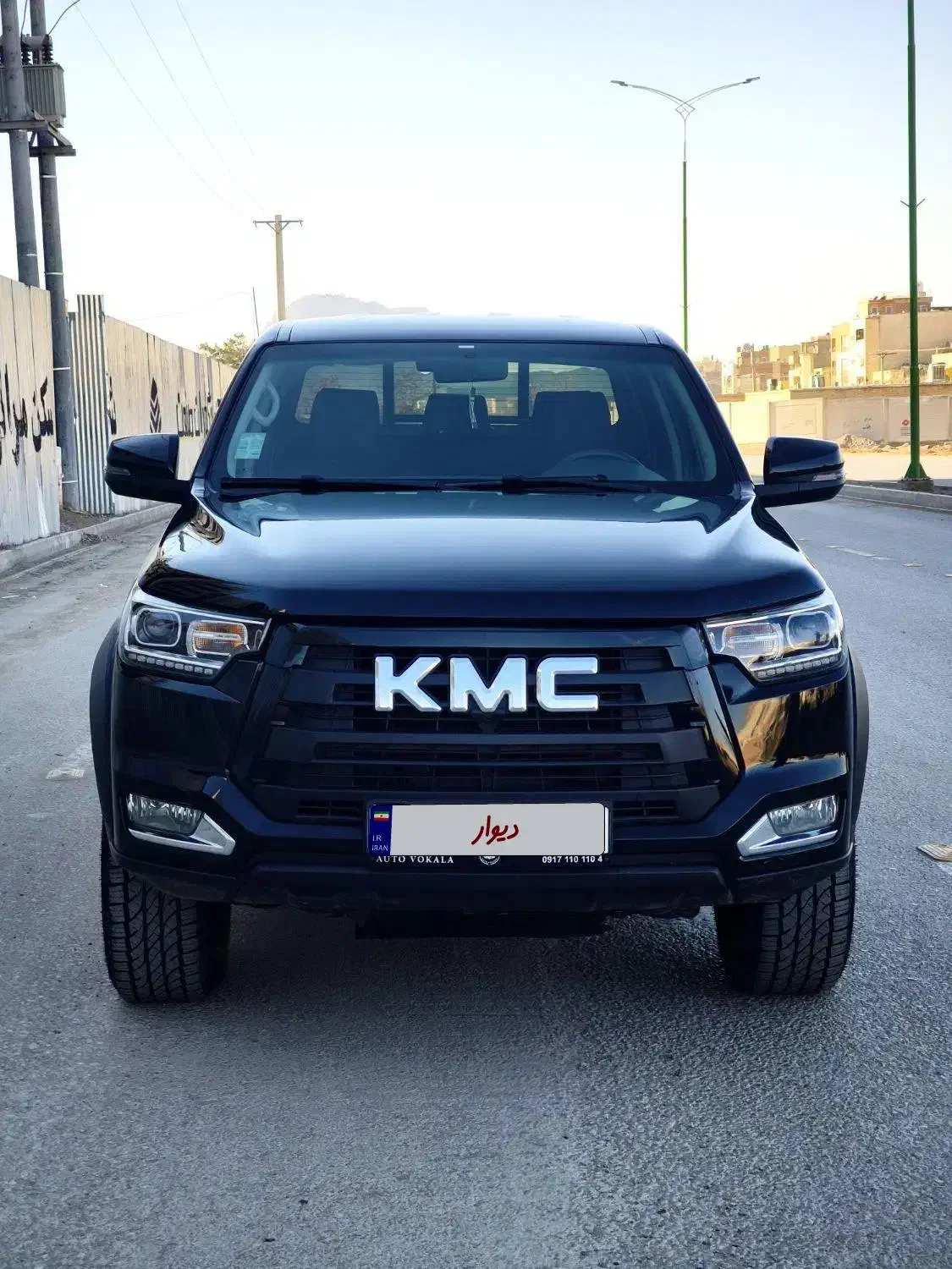 کی ام سی T8 مشکی ۱۴۰۲|خودرو سواری و وانت|اصفهان, باغ زیار|دیوار