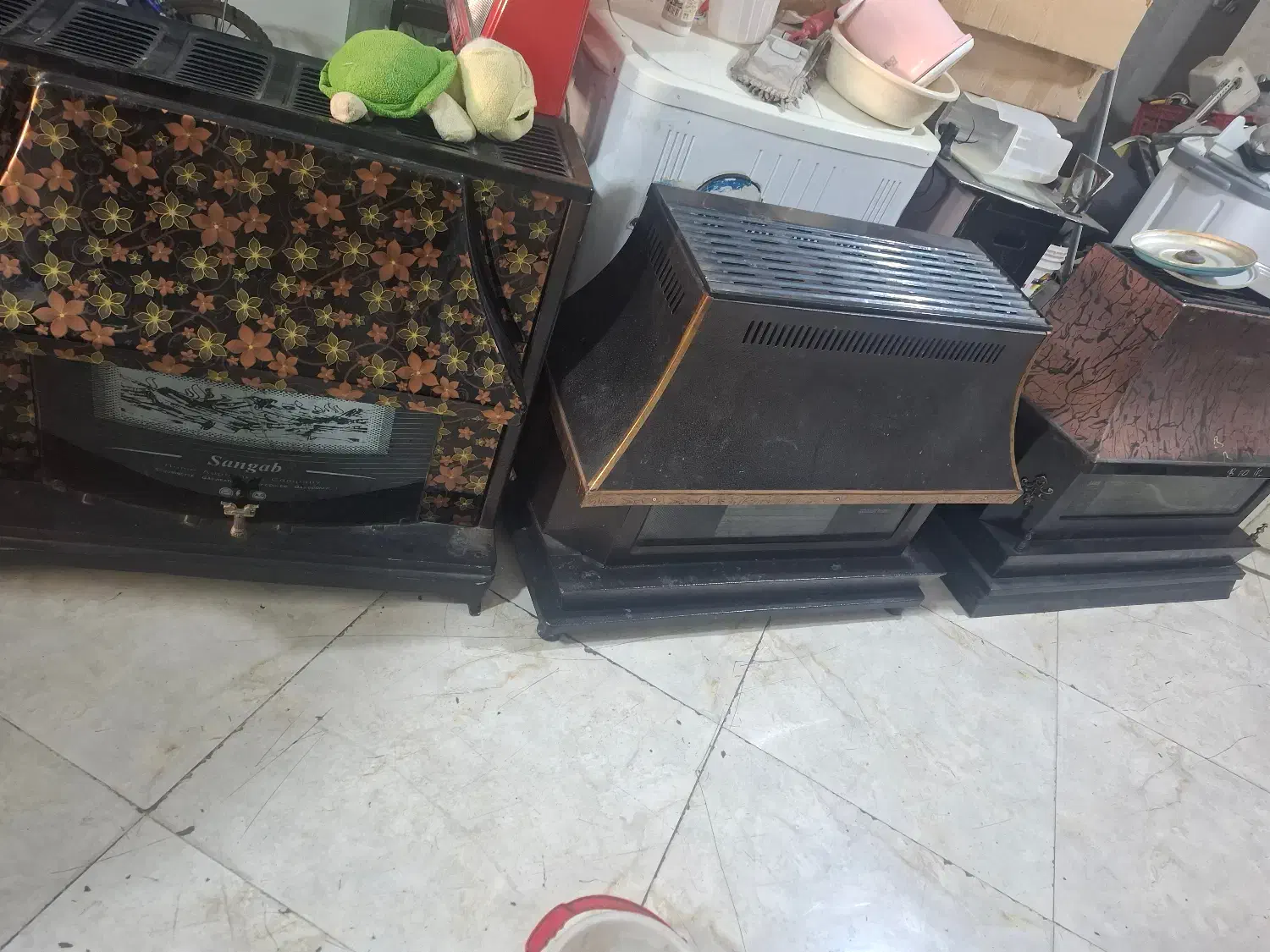 بخاری گازی ۴۰عدد سالم در حد نو با ضمانت بدون ایراد|بخاری، هیتر، شومینه|کرج, شهرک بنفشه|دیوار