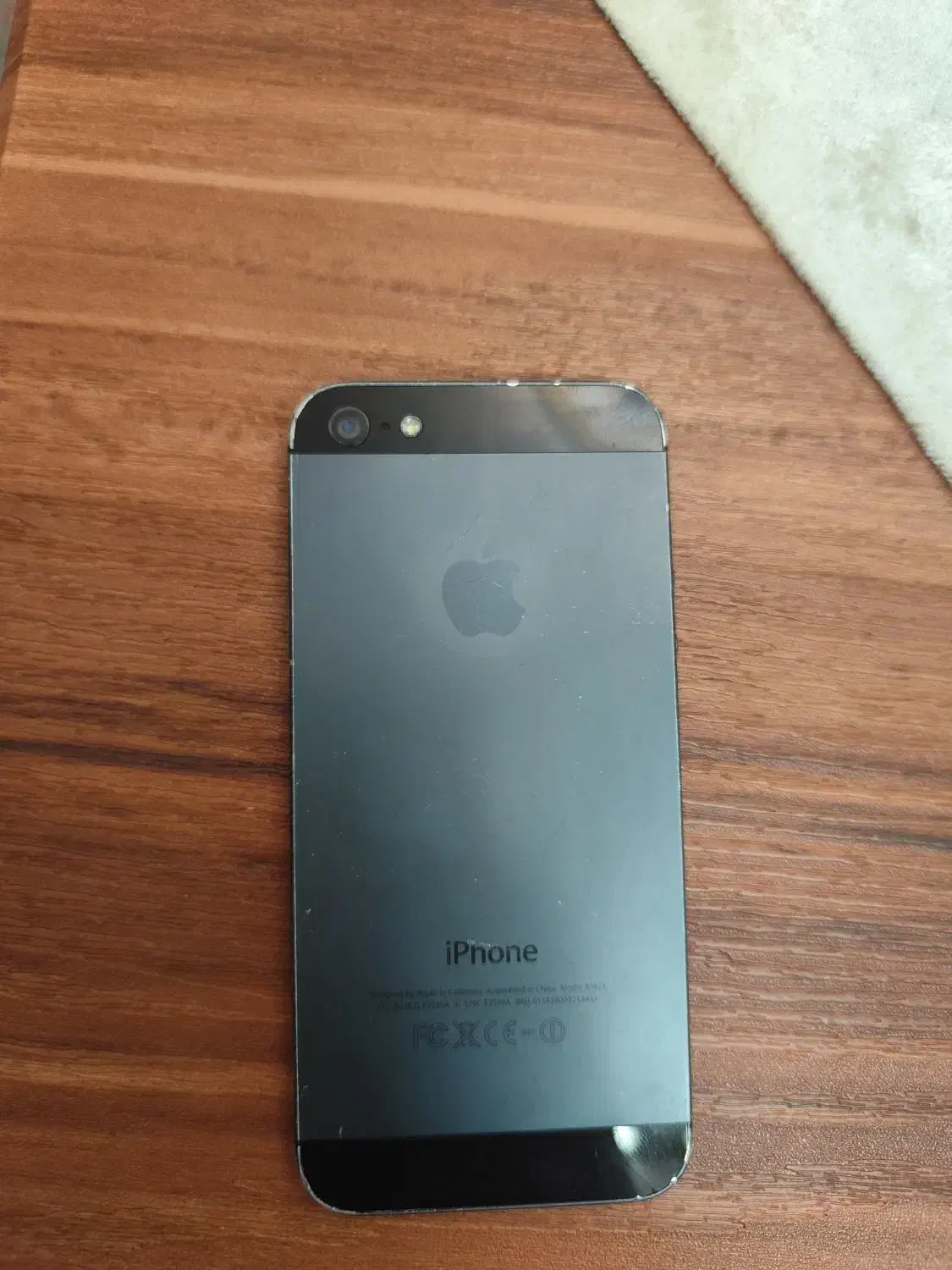 آیفون 5s|موبایل|الیگودرز, |دیوار