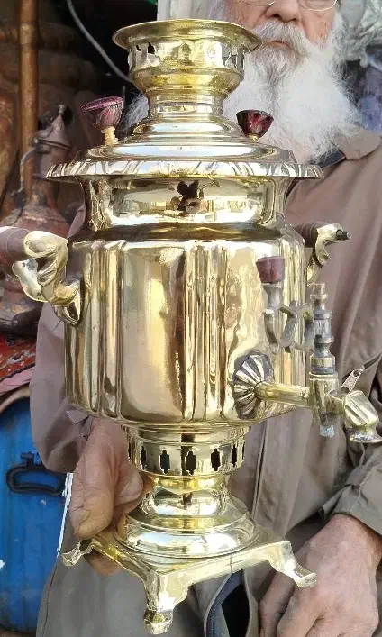 سماور زغالی کهنه|کلکسیون اشیاء عتیقه|مشهد, ابوذر|دیوار