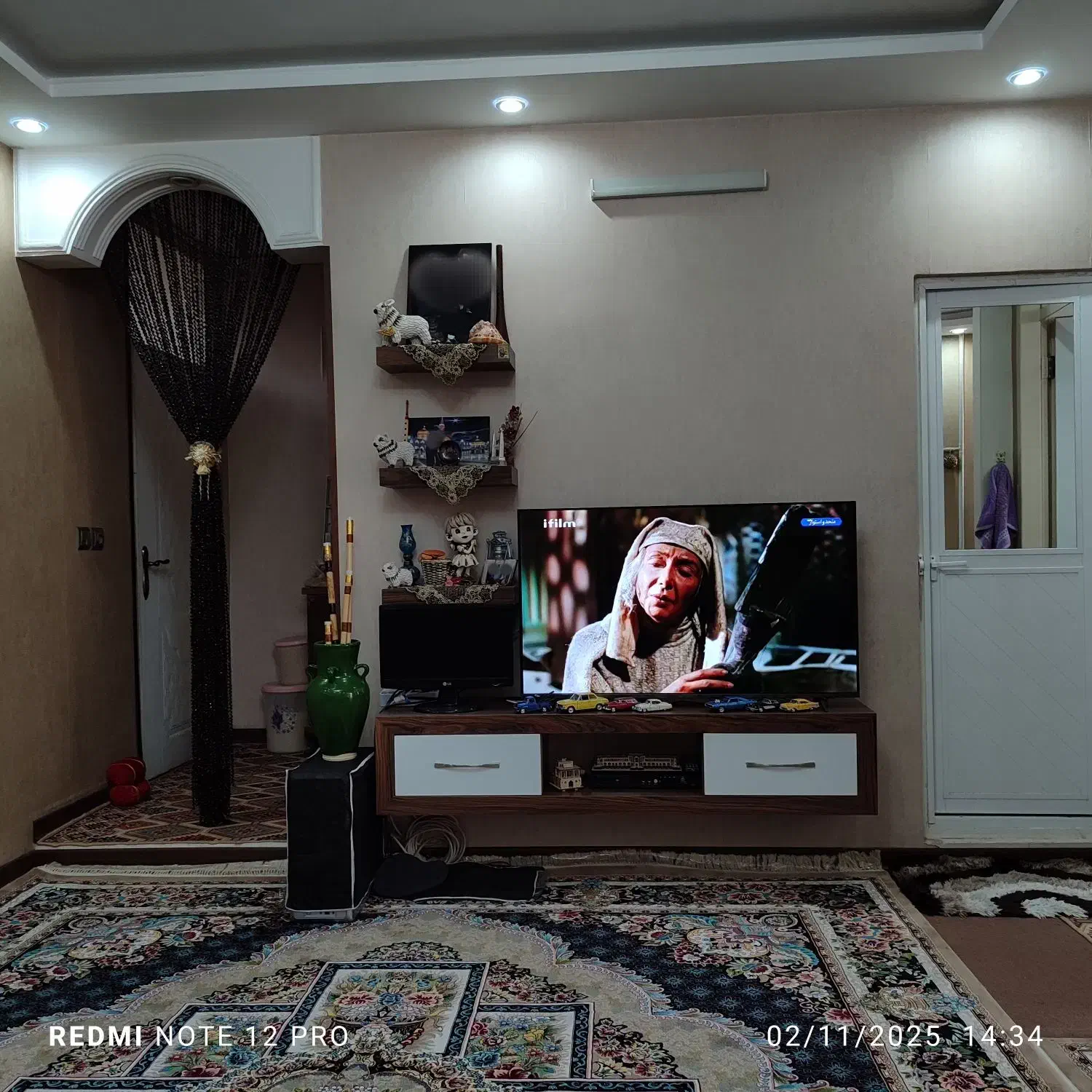 فروش منزل مسکونی ۳ واحد یکجا|فروش آپارتمان|اصفهان, لاله|دیوار