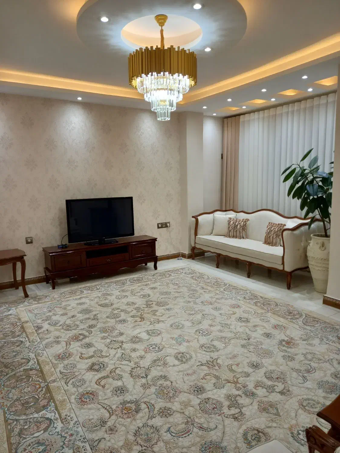 فرش ابریشم ۱۲ متری|فرش|رشت, جهاد|دیوار