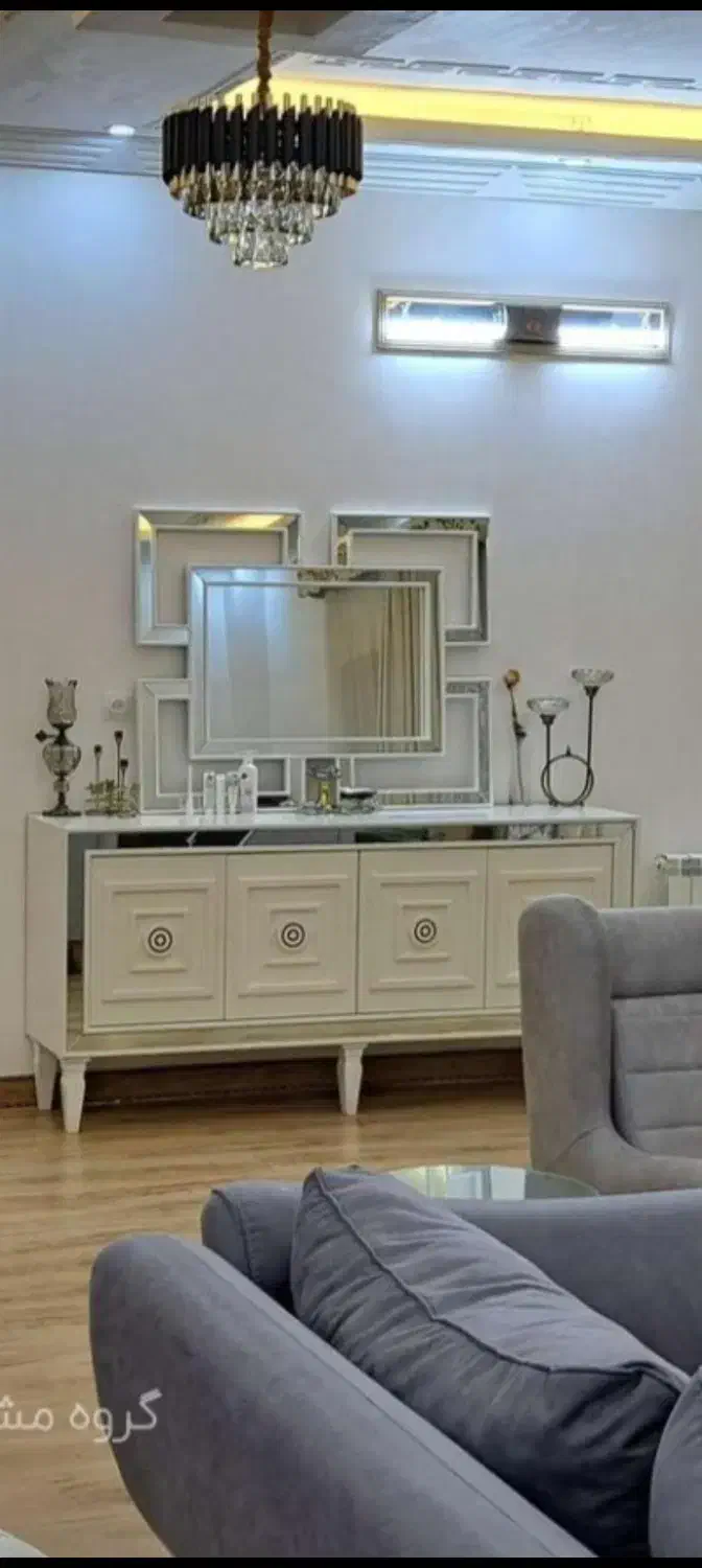 فروش آینه و کنسول با نازلترین قیمت|بوفه، ویترین، کنسول|قائم‌شهر, |دیوار
