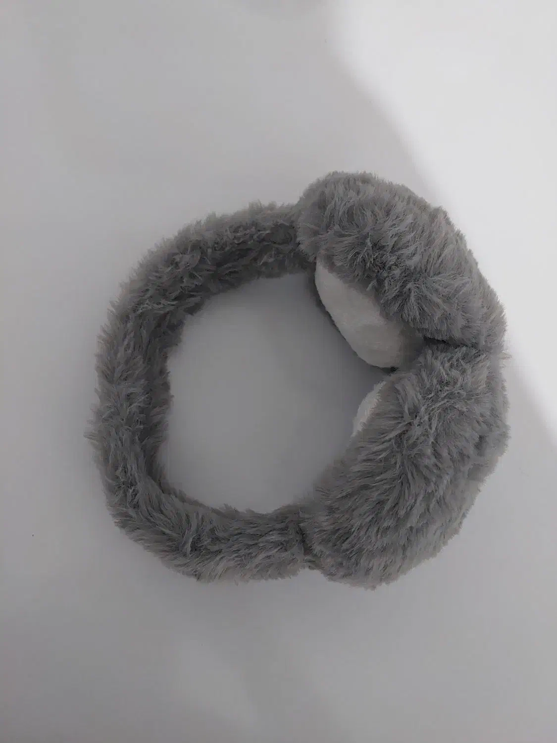 گوشیرو تدی|لباس|بندر انزلی, آخرخط|دیوار