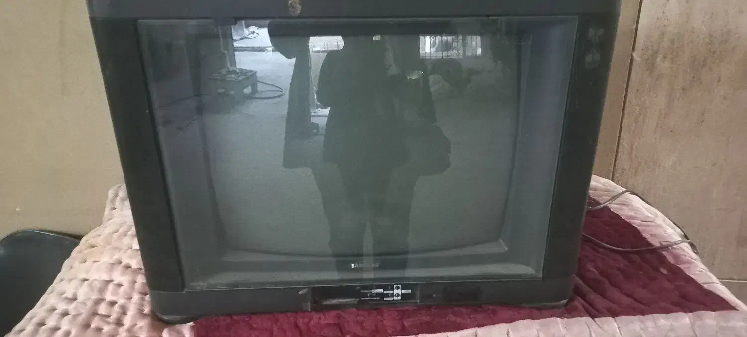 تلویزیون سامسونگ ۲۱ اینچ|تلویزیون و پروژکتور|اصفهان, بهاران|دیوار