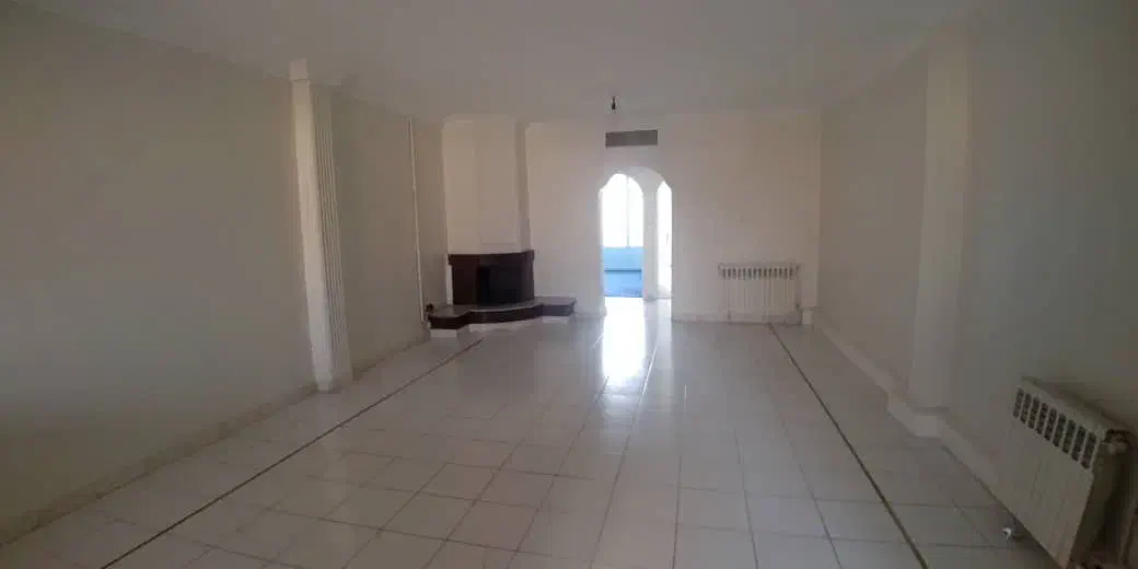 ۸۵ متر / طاهرخانی / نورگیر