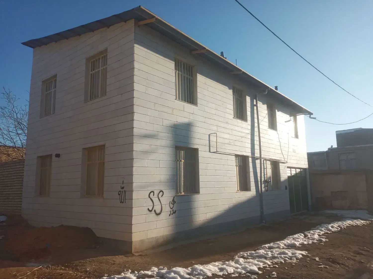 خانه ای ویلایی|فروش خانه و ویلا|فرمهین, |دیوار