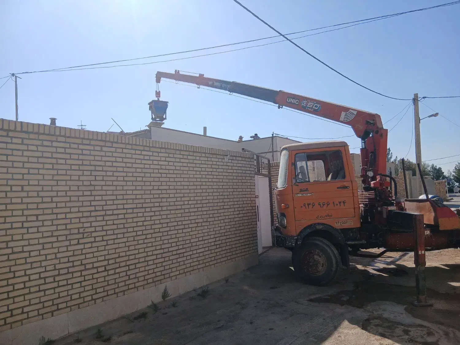 جرثقیل اجاره ای|خدمات حمل و نقل|ابرکوه, |دیوار